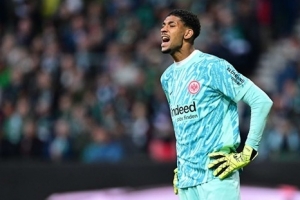 图片报：曼联有意巴西门将桑托斯，法鹰卖他的心理价位为6千万欧